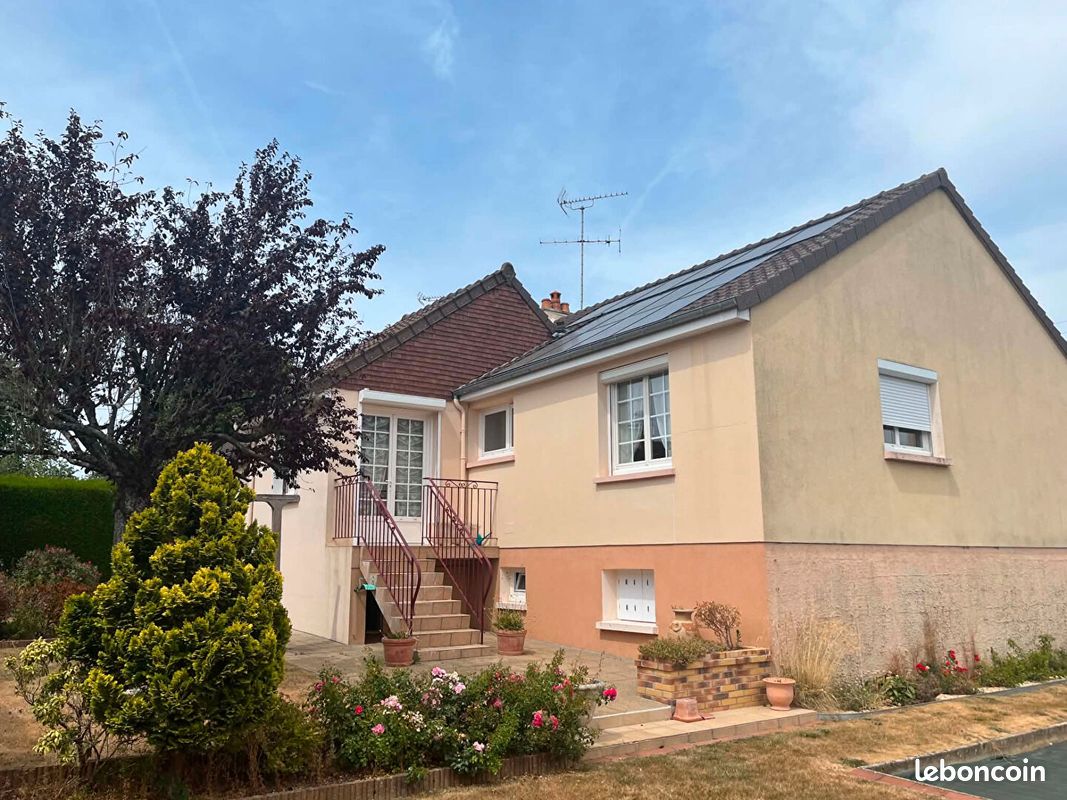 Maison 5 pièces 95 m² · à Ernée · 95 m² · 163 000 €