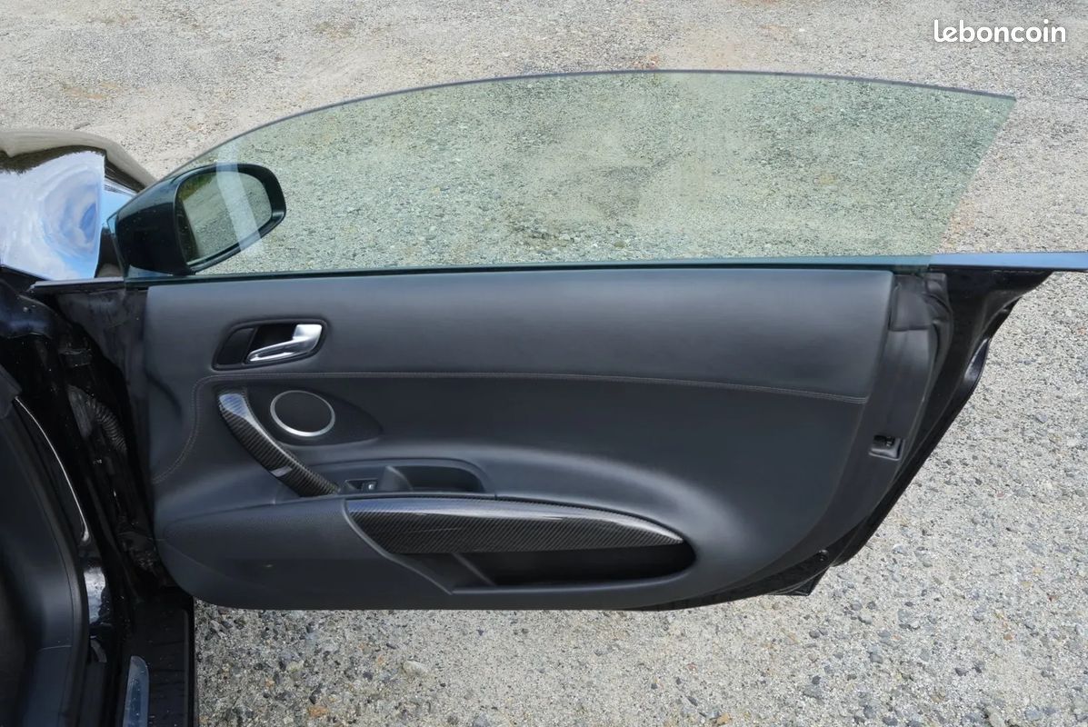 Audi R8 5.2 V10 FSI 525ch R tronic 6 - Suivi d'entretien / HiFi Bang&Olufsen / Caméra de recul / Pack Carbone / Maintien de charge (image 40)