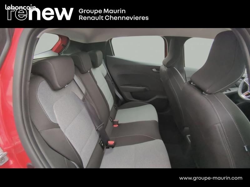 Renault Clio 1.6 E-Tech 145ch full hybrid Evolution - 24 (image 9)