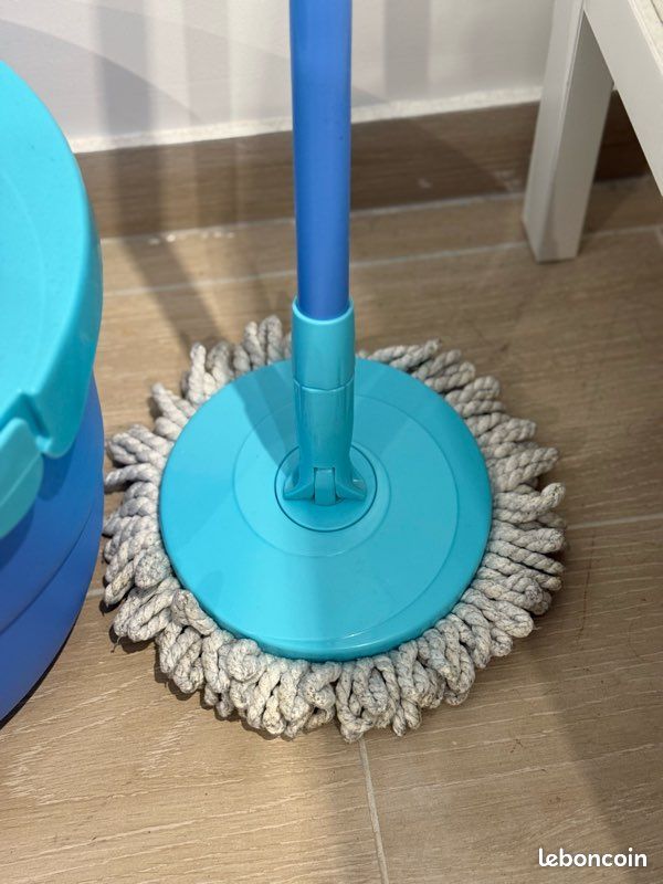Balai Serpillère Spontex Full Action X'TRA Avec Seau Essoreur - Nettoyage 360° - Pour Sols Carrelés, Bois Et Stratifiés