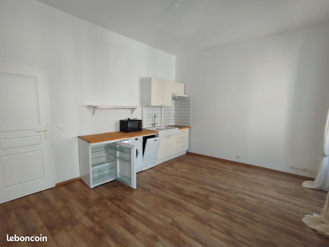 Appartement 1 pièce 32 m² · à Les Vans · 32 m² · 485 €/mois