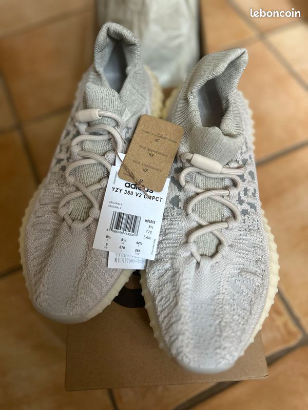 Yeezy 350 V2 CMPCT Slate Bone neuves (image 1)