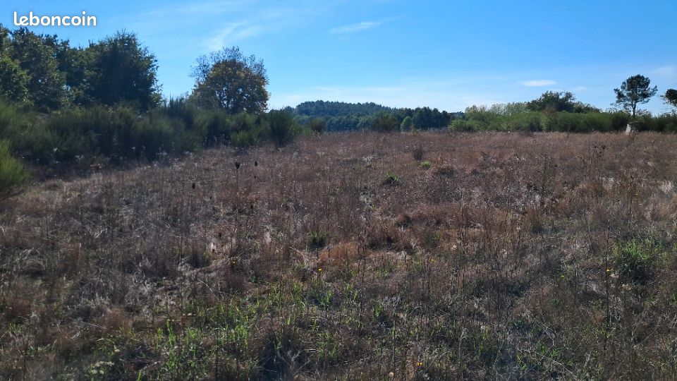 Terrain 2908 m² · à Montguyon · 34 500 €