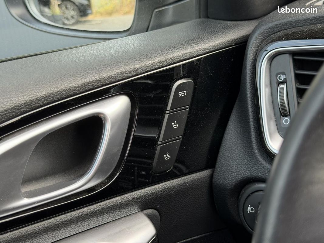 KIA XCEED 1.6 CRDi MHEV 136 DCT Premium (image 25)