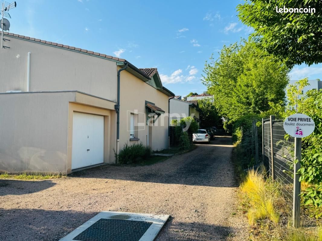 Maison 4 pièces 80 m² · à Aubière · 80 m² · 930 €/mois