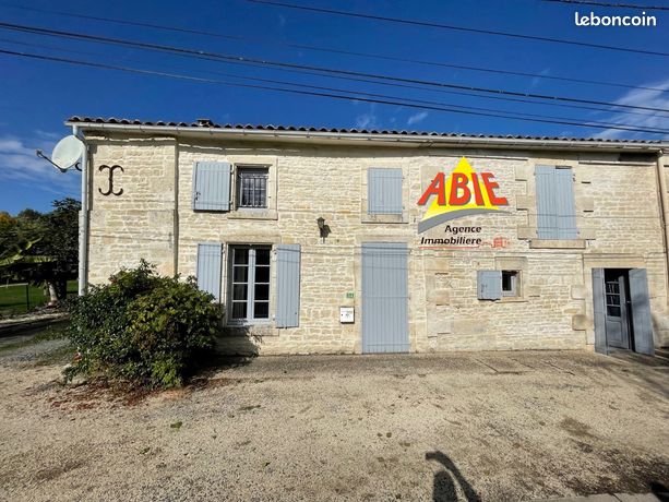 Maison 8 pièces 267 m²