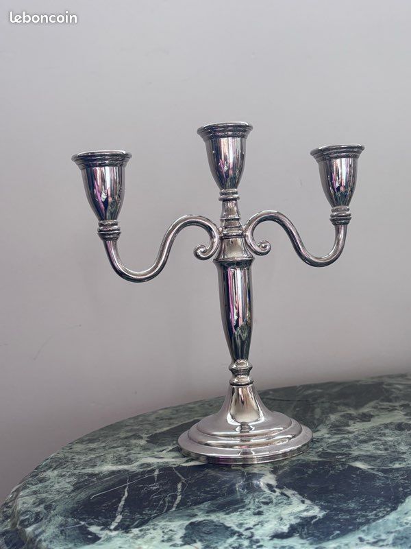 Lot 4 bougeoirs anciens métal argenté - Arts de la table