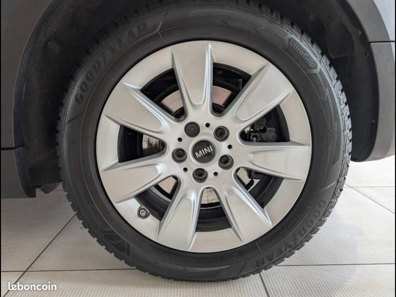 Mini Countryman Cooper SE 125ch + 95ch Essential ALL4 BVA6 (image 11)