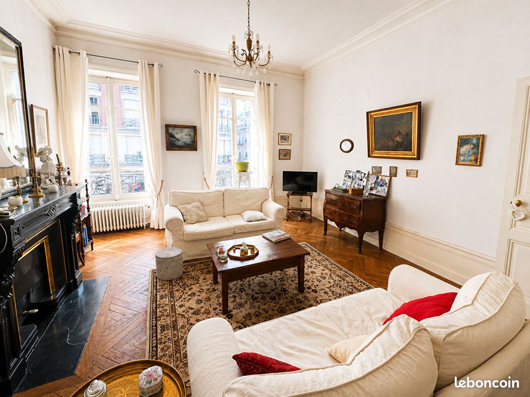 Appartement 3 pièces 107 m² · à Roanne · 107 m² · 119 000 €