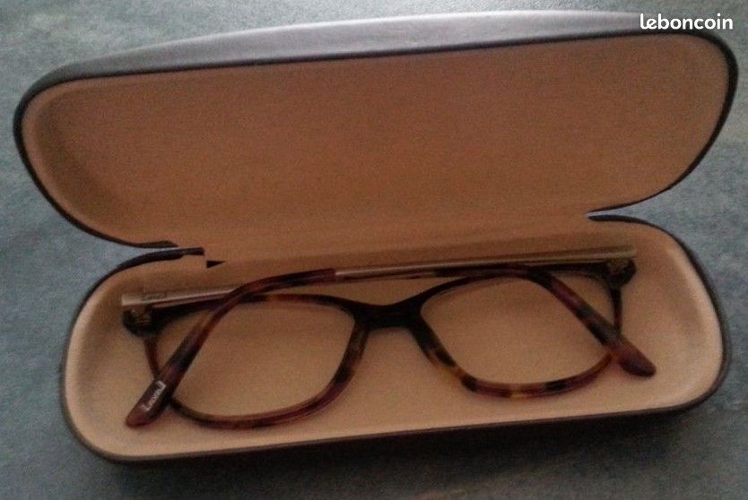Étui à Lunettes Rigide Générique, édition Spéciale Tour De France, Neuf Avec étiquettes