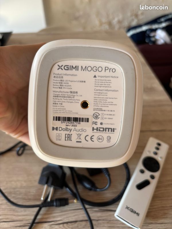Projecteur XGIMI MoGo Pro + écran VEVOR 60 pouces 4k HD (image 4)