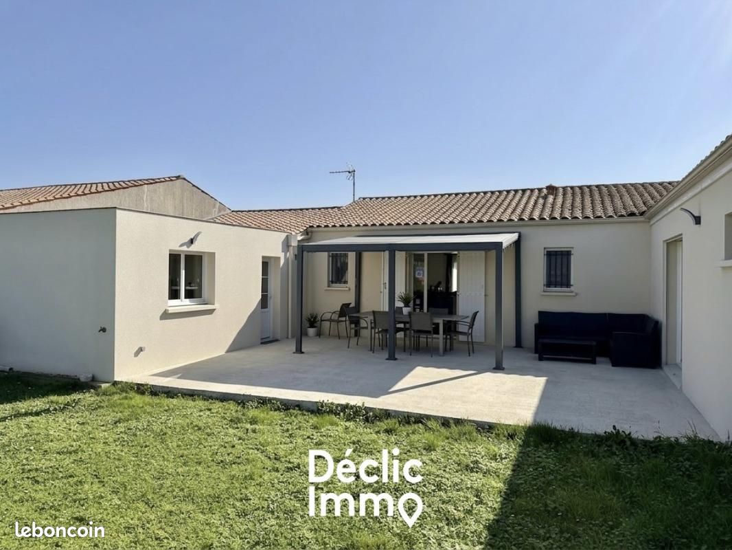 Maison 7 pièces 177 m² · à Saint-Agnant · 177 m² · 375 000 €