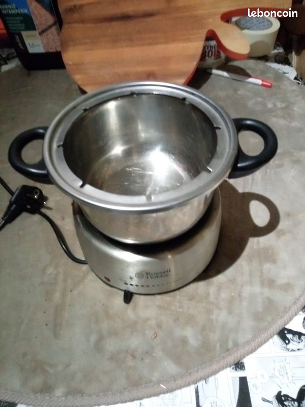 Fondue électrique Russell Hobbs 6 Personnes - 2L Inox, Pour Fromage, Chocolat, Huile, 1200W