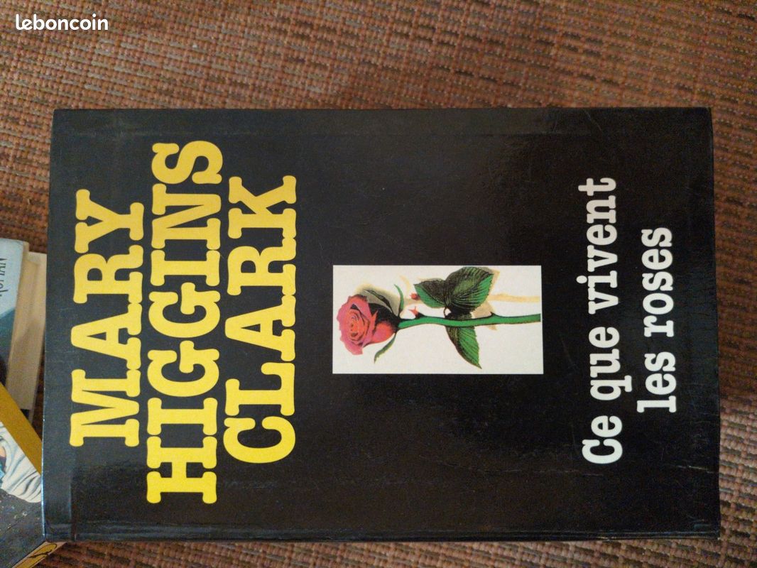 4 livres Mary Higgins Clark et 1 carol Higgins Clark (image 3)