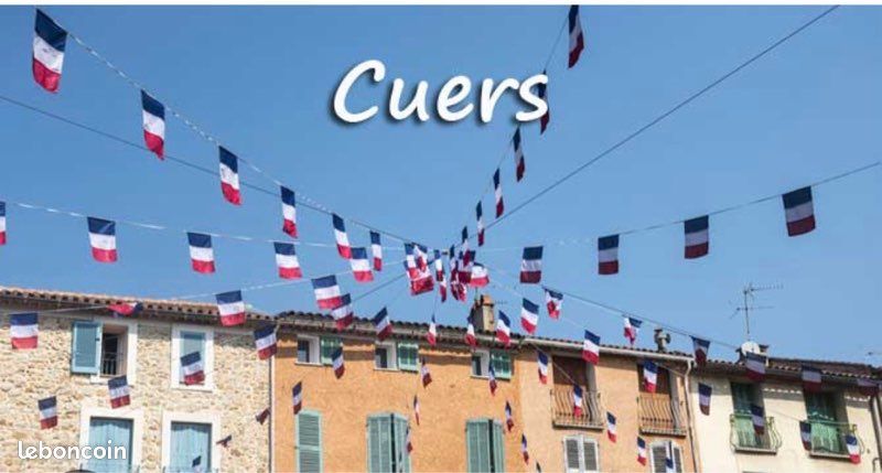 Maison 12 pièces 220 m² · à Cuers · 220 m² · 525 000 €