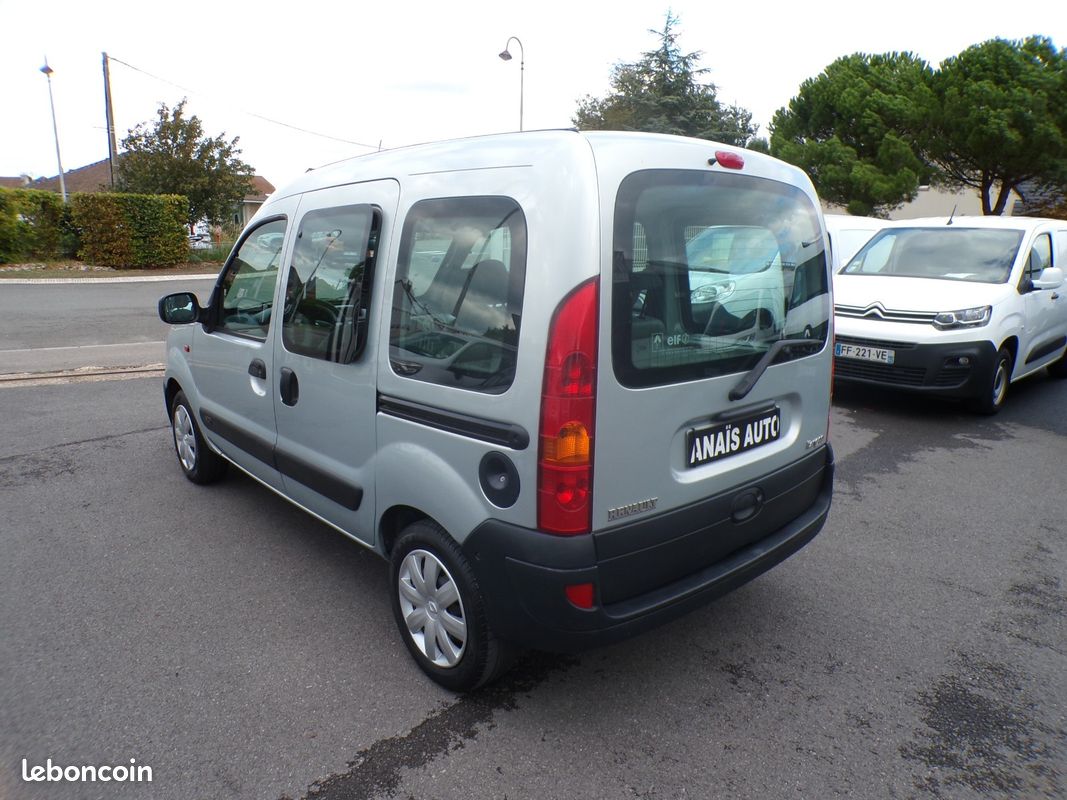 RENAULT KANGOO 1.2 16V Expression (image 4)