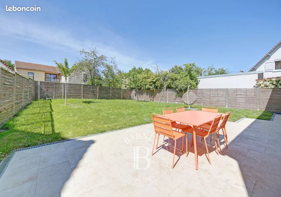 Maison 5 pièces 173 m² · à Noisy-le-Roi · 173 m² · 750 000 €