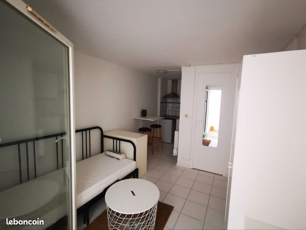 Appartement 1 pièce 15 m² · à Bordeaux · 15 m² · 540 €/mois