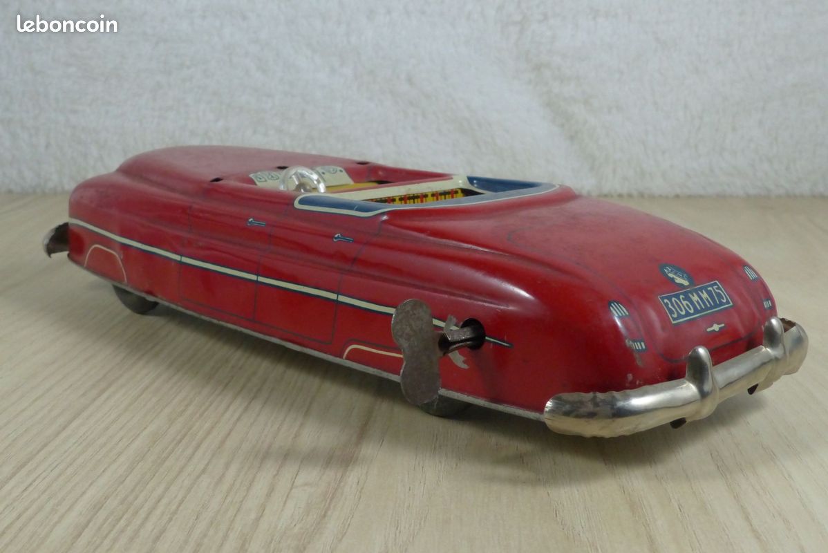 Rare Voiture Memo taxi Jouet mécanique jouet ancien en tôle Joustra jep