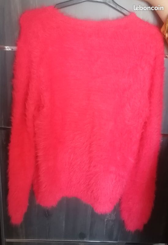 Pull rouge (image 2)