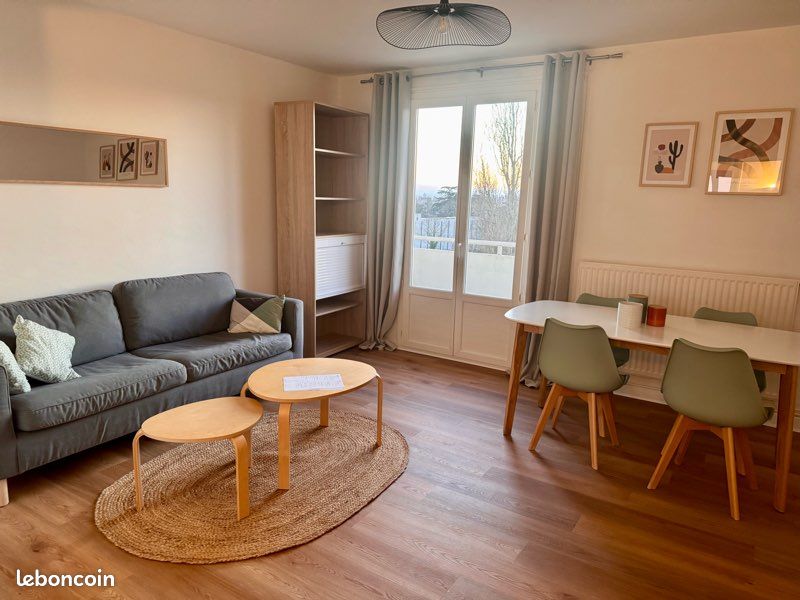 Appartement 4 pièces 70 m² · à Rillieux-la-Pape · 70 m² · 950 €/mois