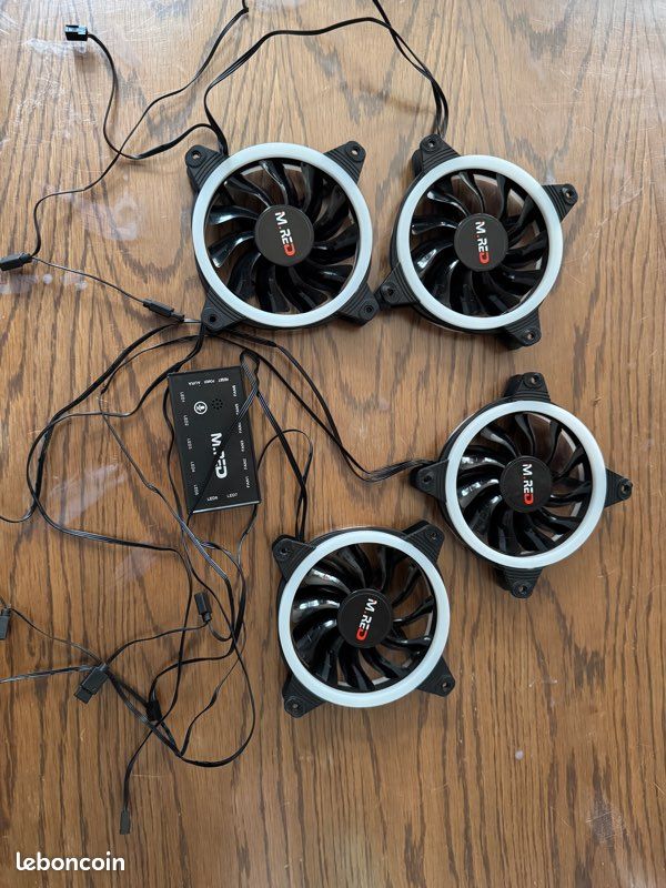 Lot 4 ventilateurs 120mm ARGB + contrôleur (image 1)