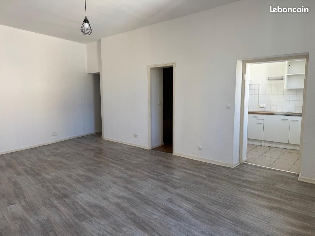 Appartement 1 pièce 39 m² · à Saint-Ambroix · 39 m² · 360 €/mois