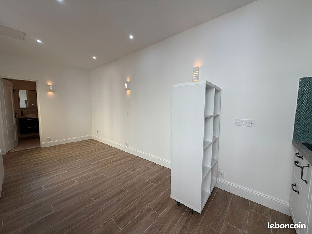 Appartement 1 pièce 20 m² · à Charenton-le-Pont · 20 m² · 990 €/mois