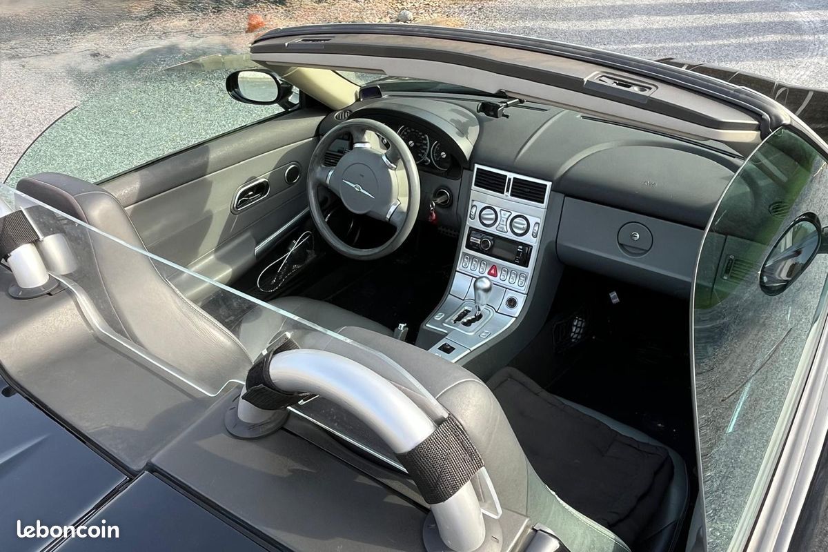 Très beau Cabriolet Chrysler Crossfire 3.2 V6 limited éthanol (image 8)