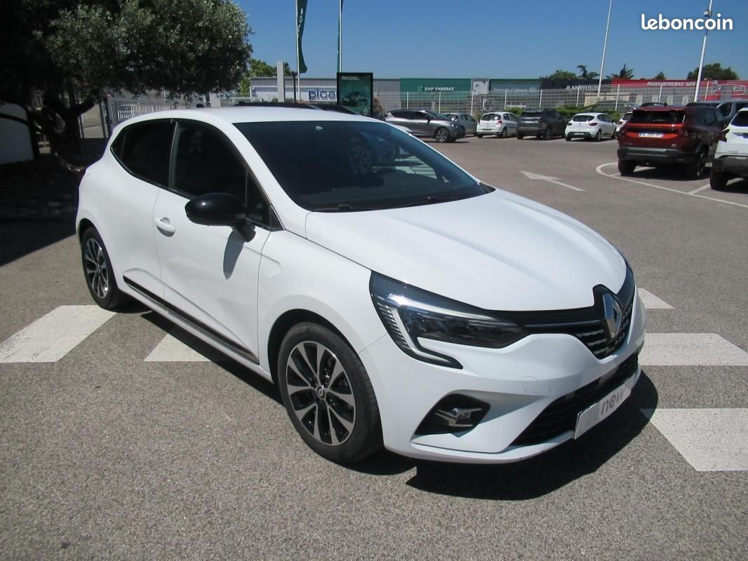 Renault Clio V E-Tech full hybrid 145 Techno (image 3)