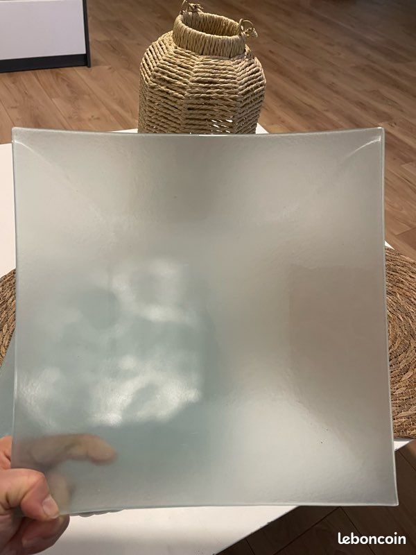 Lot de 3 grandes assiettes carrées (image 4)