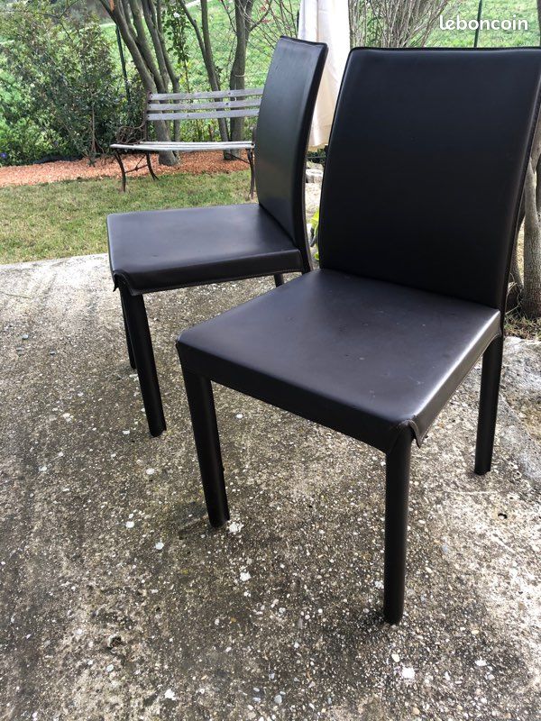 Lot de deux chaises (image 1)