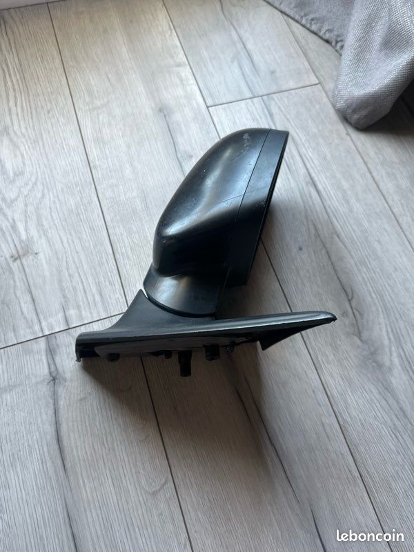 Rétro droit clio 3 (image 2)