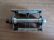Pedales Vtt Paire De Pédales Vélo Vintage LYOTARD 136R - Argenté, Acier, Avec Catadioptres, Très Bon état Pédales Course Anciennes