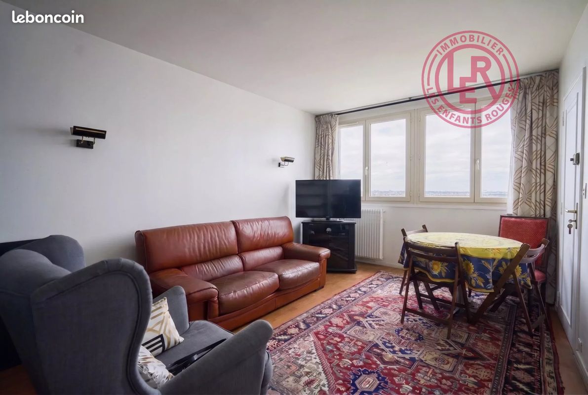 Appartement 2 pièces 45 m² · à Paris · 45 m² · 287 000 €