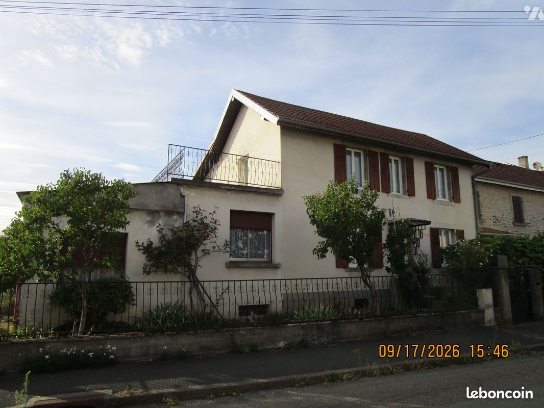 Maison 7 pièces 139 m² · à Lure · 139 m² · 116 300 €