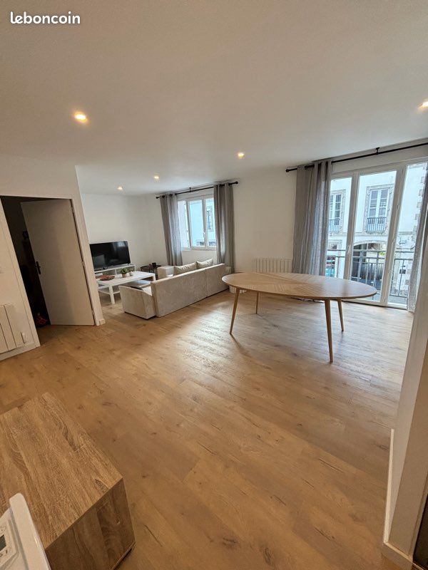 Appartement 3 pièces 74 m² · à Quimper · 74 m² · 850 €