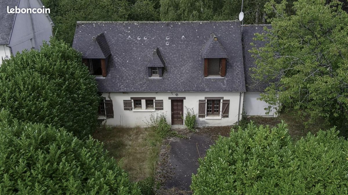 Maison 107 m² · à Isigny-le-Buat · 107 m² · 45 750 €