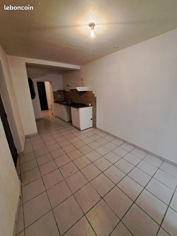 Appartement 1 pièce 22 m² · à Clermont-l'Hérault · 22 m² · 350 €/mois