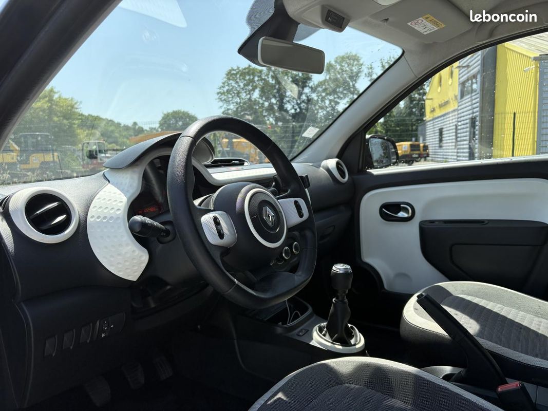RENAULT TWINGO 1.0 Sce - 75 III BERLINE Zen PHASE 2 (image 7)
