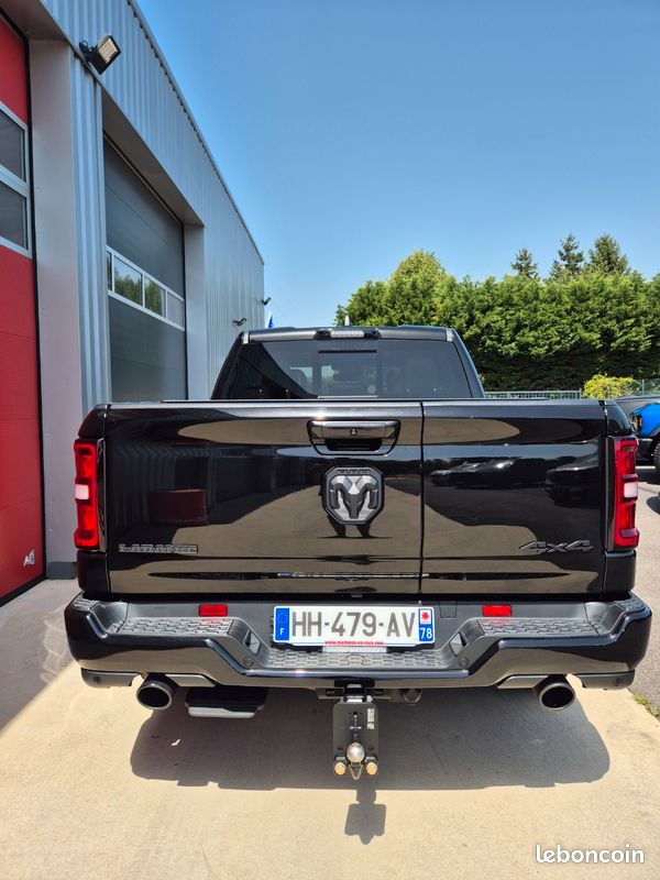 Dodge Ram 1500 L6 3L Laramie Air Night Edition 2025 NEUF (image 5)