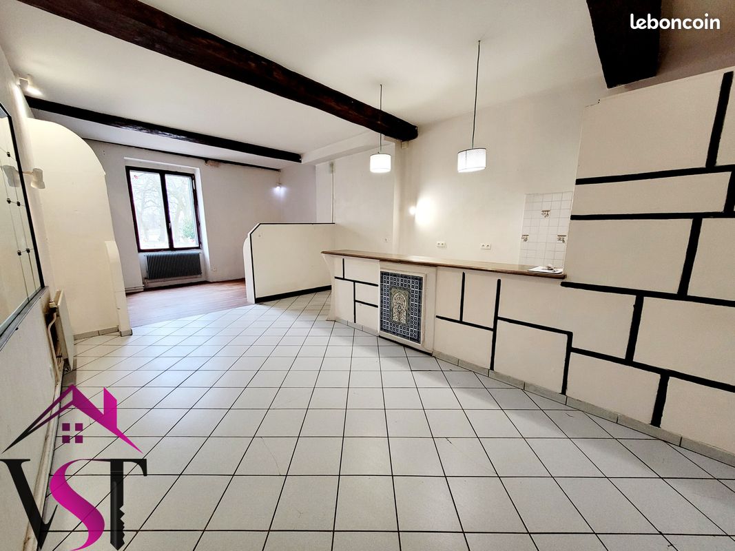 Appartement 1 pièce 46 m² · à Auxonne · 46 m² · 370 €/mois