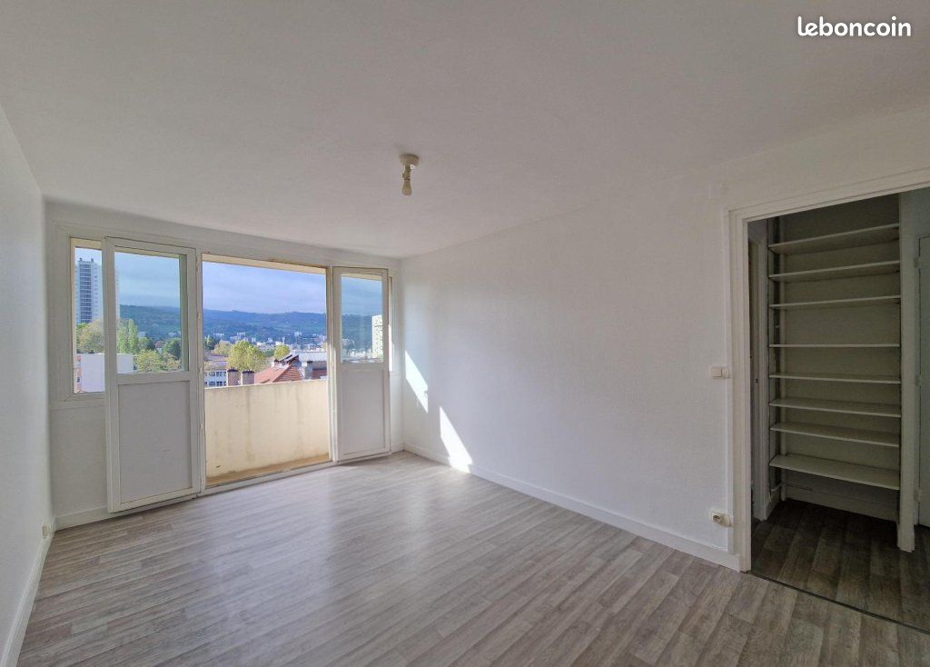 Appartement 4 pièces 63 m² · à Saint-Étienne · 63 m² · 695 €