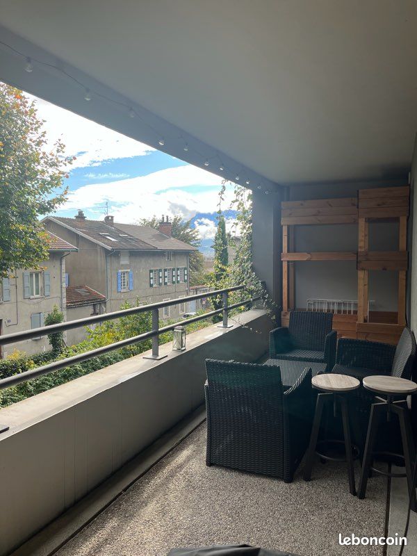 Appartement 2 pièces 48 m² · à La Tronche · 48 m² · 1 000 €/mois