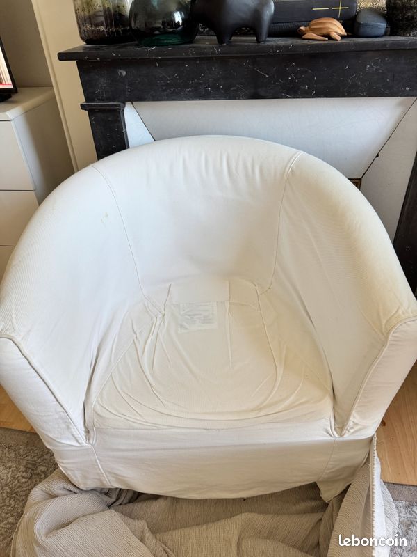 Fauteuil salon avec housse (image 2)