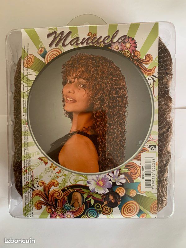 Déguisement « perruque Manuella » (image 1)