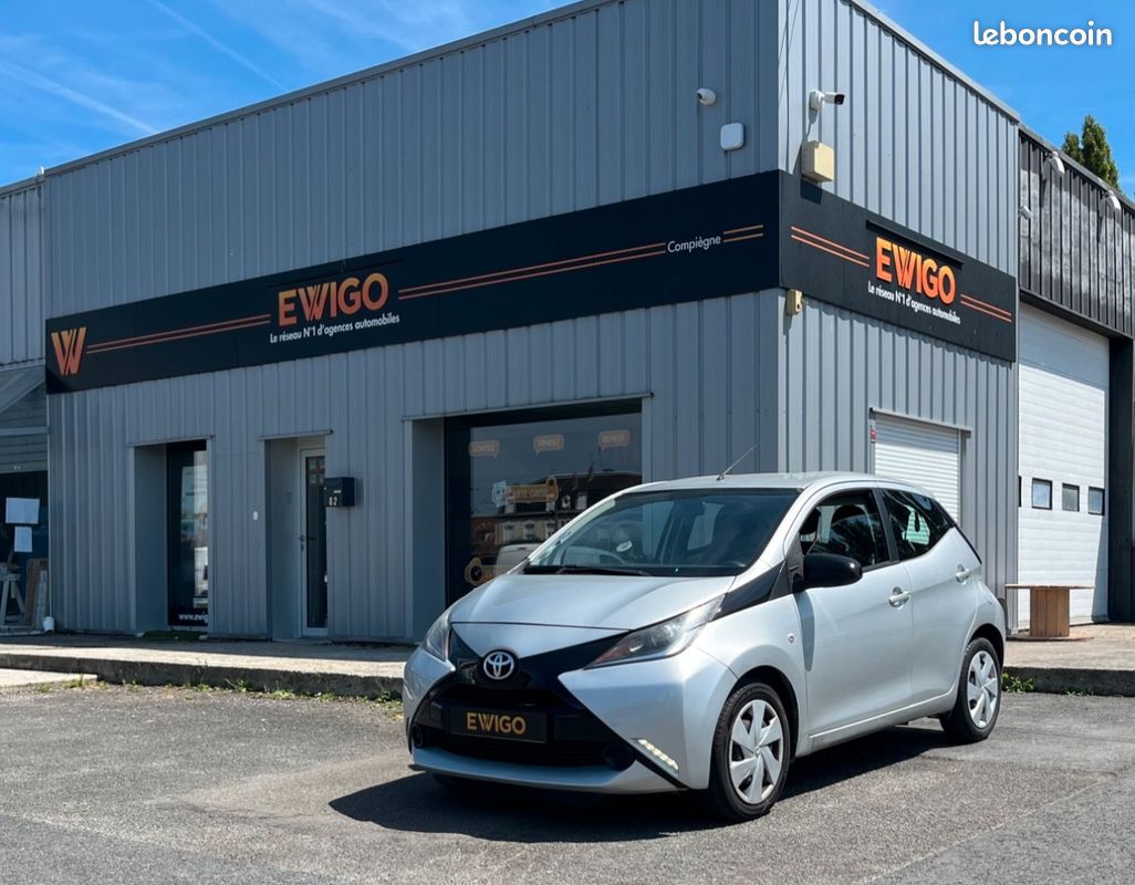 TOYOTA AYGO 1.0 VVTI 70 *RIEN A PREVOIR - MOTEUR A CHAINE - CAMERA DE RECUL - CLIMATISATIOn (image 1)