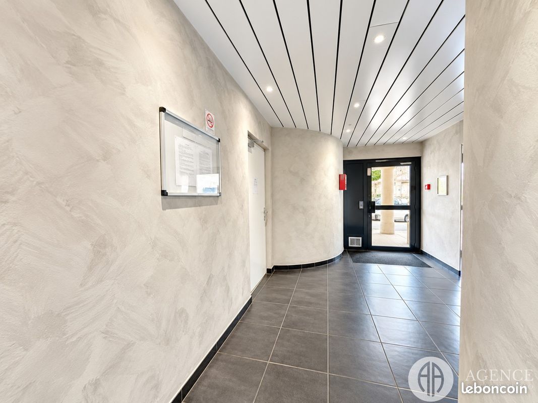 Appartement 2 pièces 52 m² · à Saint-Rambert-d'Albon · 52 m² · 126 000 €