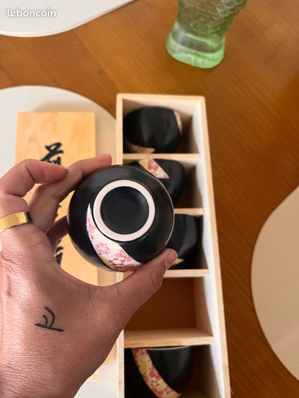 🏮 Set de 5 tasses japonaises artisanales – avec boîte en bois signée 🏮 (image 4)