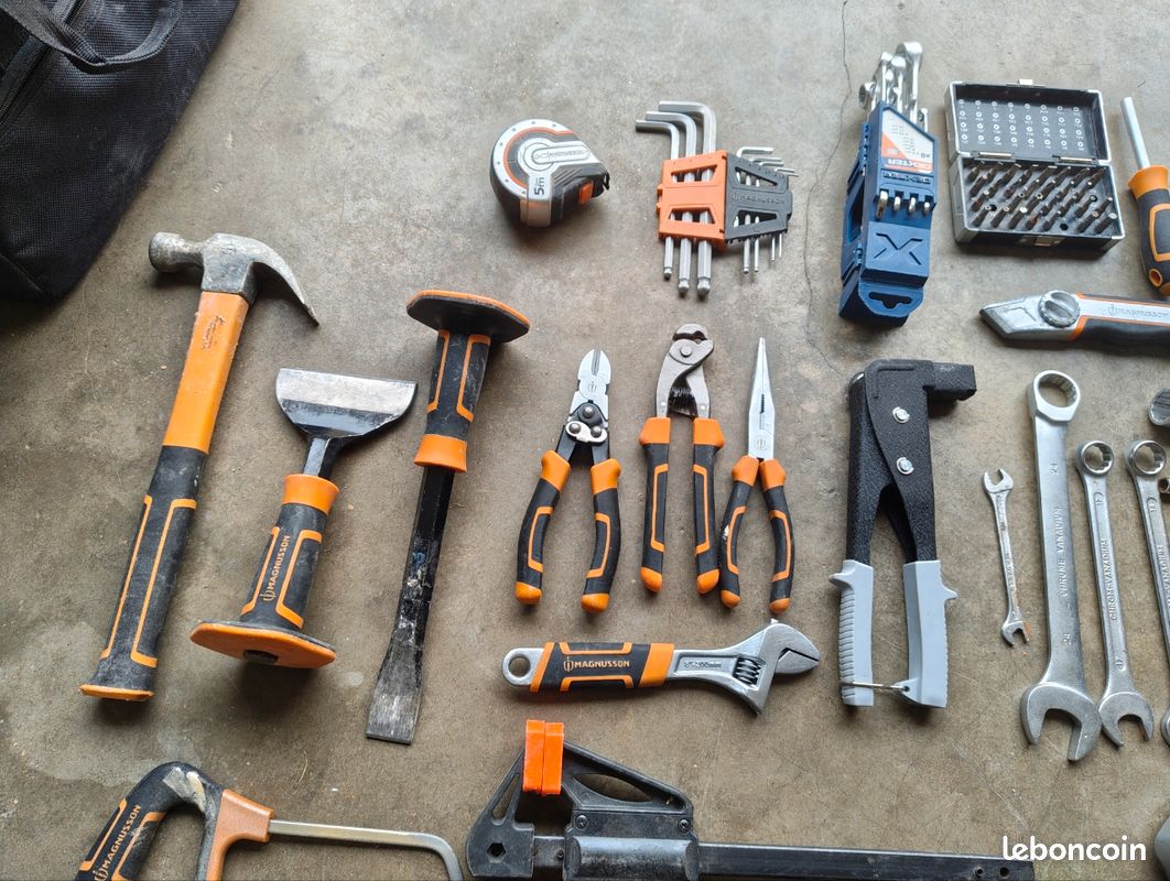 Lot outils Magnusson + Niveau Laser + Sacoche (image 8)